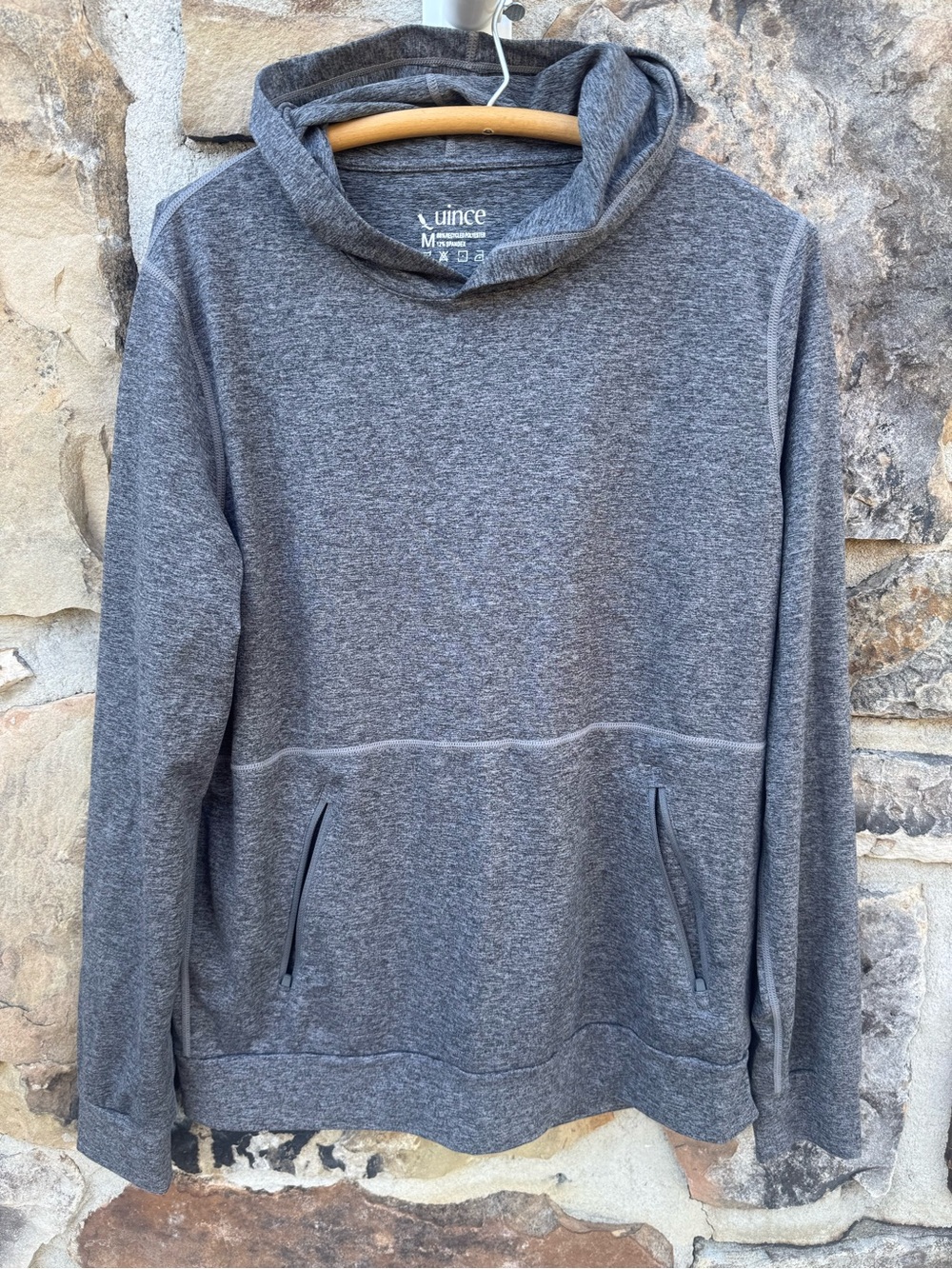 Quince Flowknit Ultra-Soft Performance Hoodie Heather Gray Medium Pullover Men’s